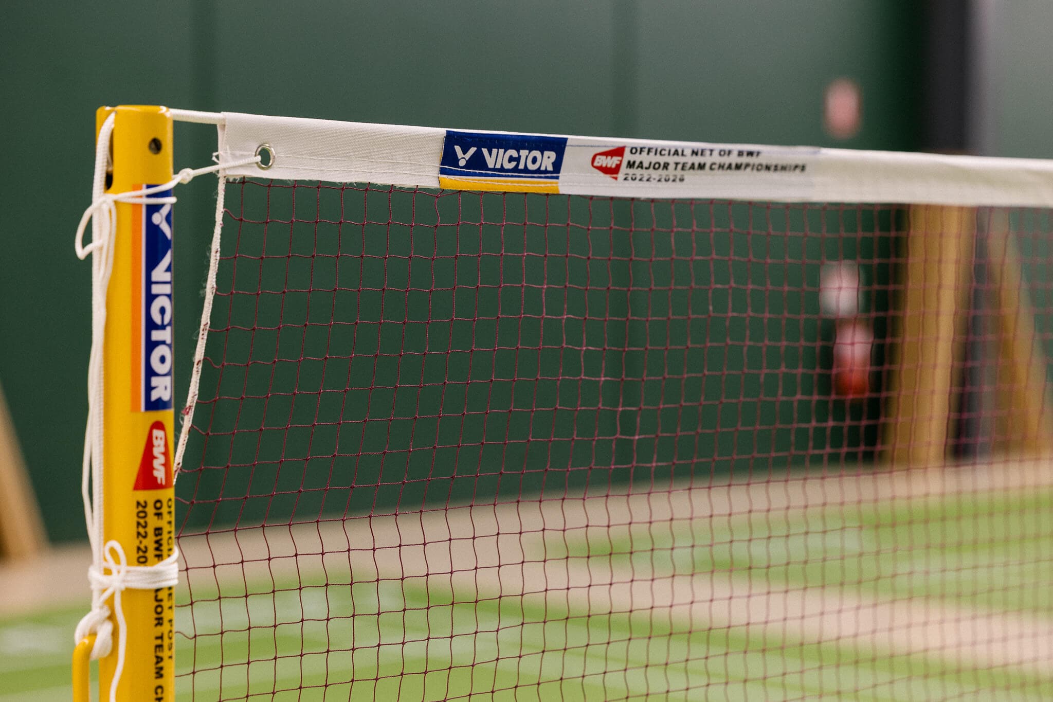 Victor net at court-side